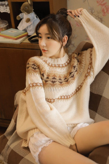 年轻的女学生在线观看