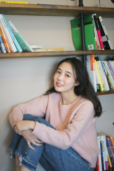 在学校与学长做太爽了